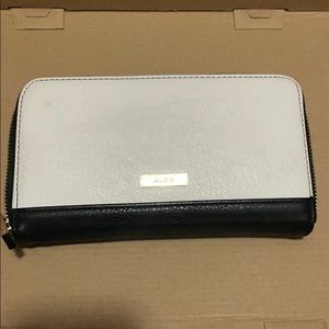 Black/ white wallet